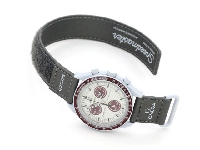 Swatch MoonSwatch Mission to Pluto S033M101 Watch Ceramic Leather Quartz White D