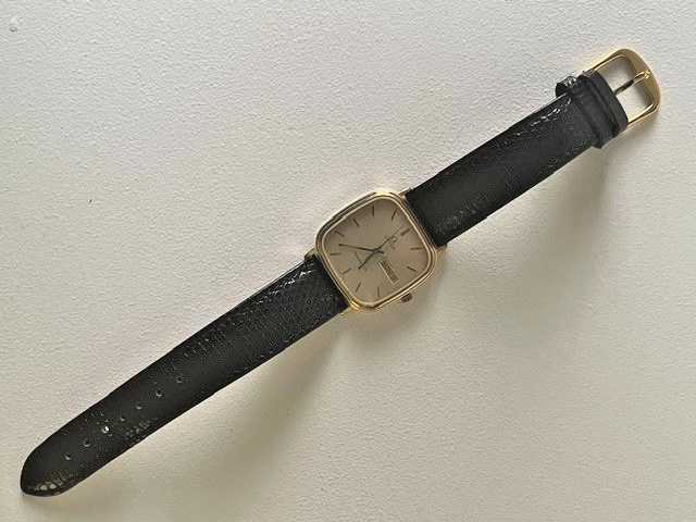 Tiffany & Co vintage OMEGA Gold Plated Day/Date TV Dial Quartz – 30 mm