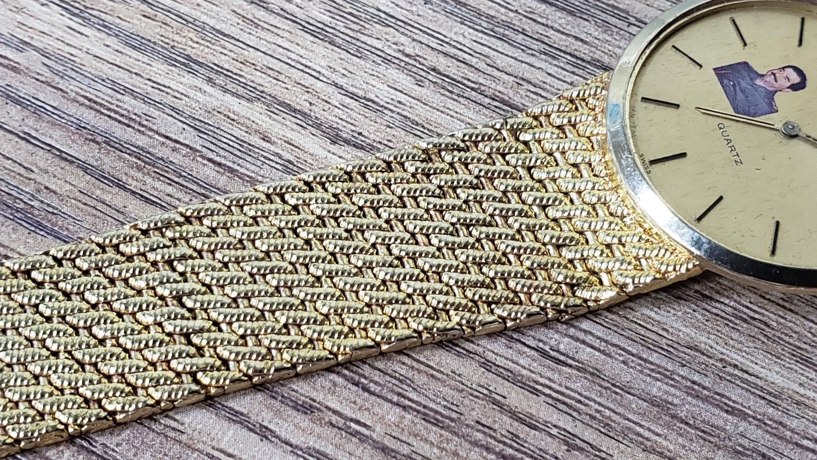Rare Universal Saddam Hussein Of Iraq 🇮🇶 31mm Mens Quartz Watch