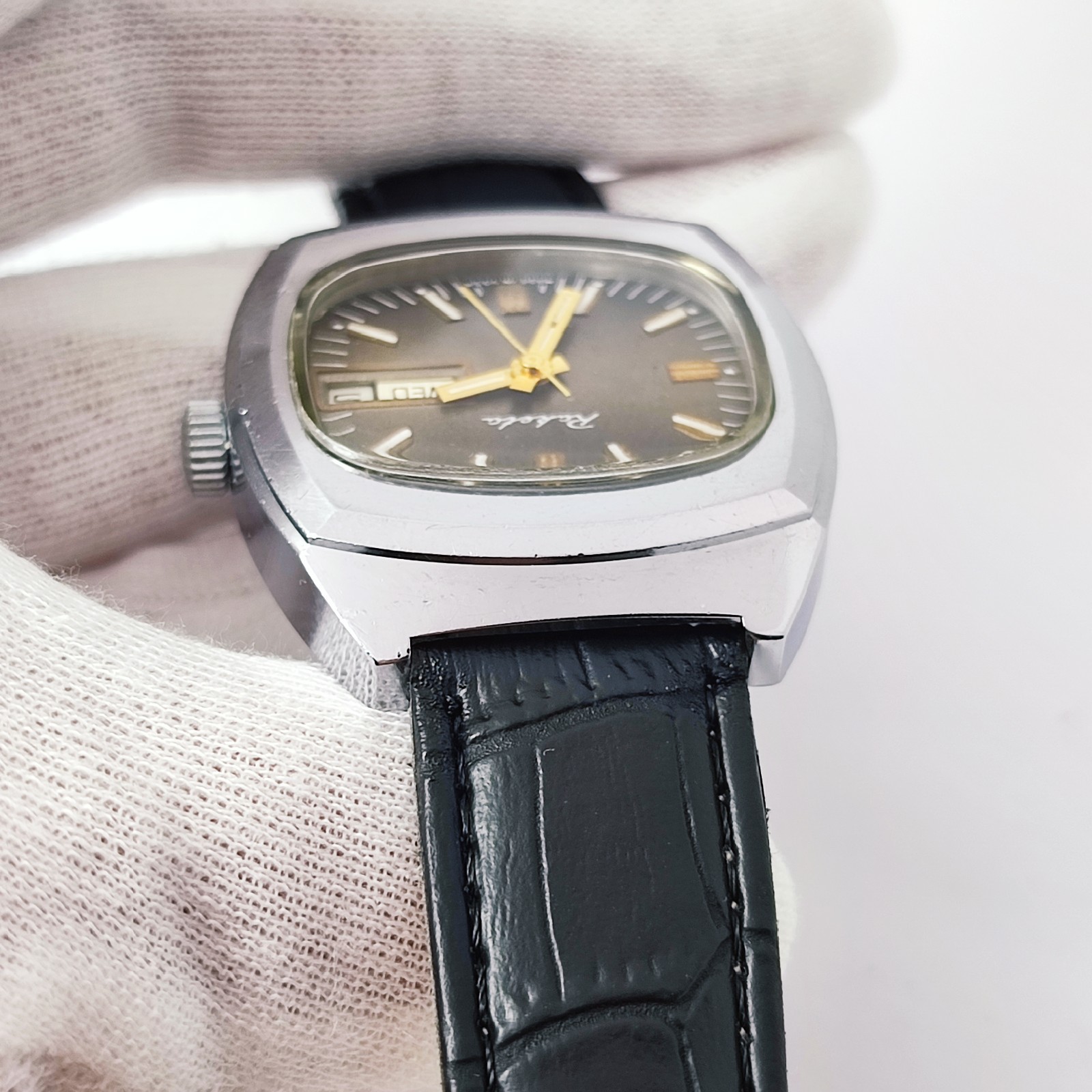 ⭐ Vintage Soviet watch Raketa mechanical 2626.H 18 jewels made in USSR 1980s*