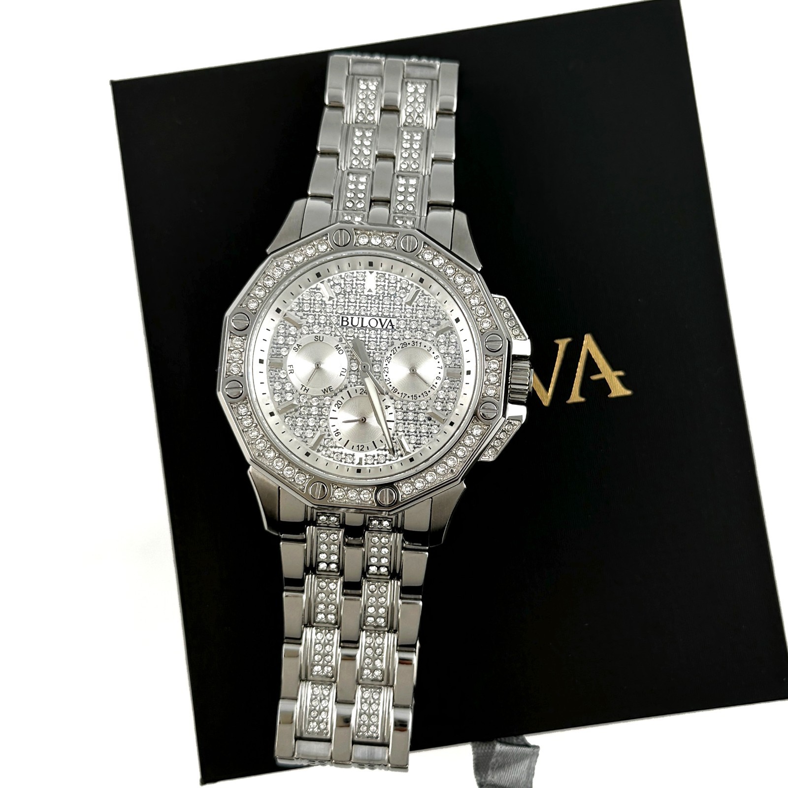 Bulova Crystal Octava 96C134 Quartz Silver PaveDial Stainless Men’s Watch 41.5mm