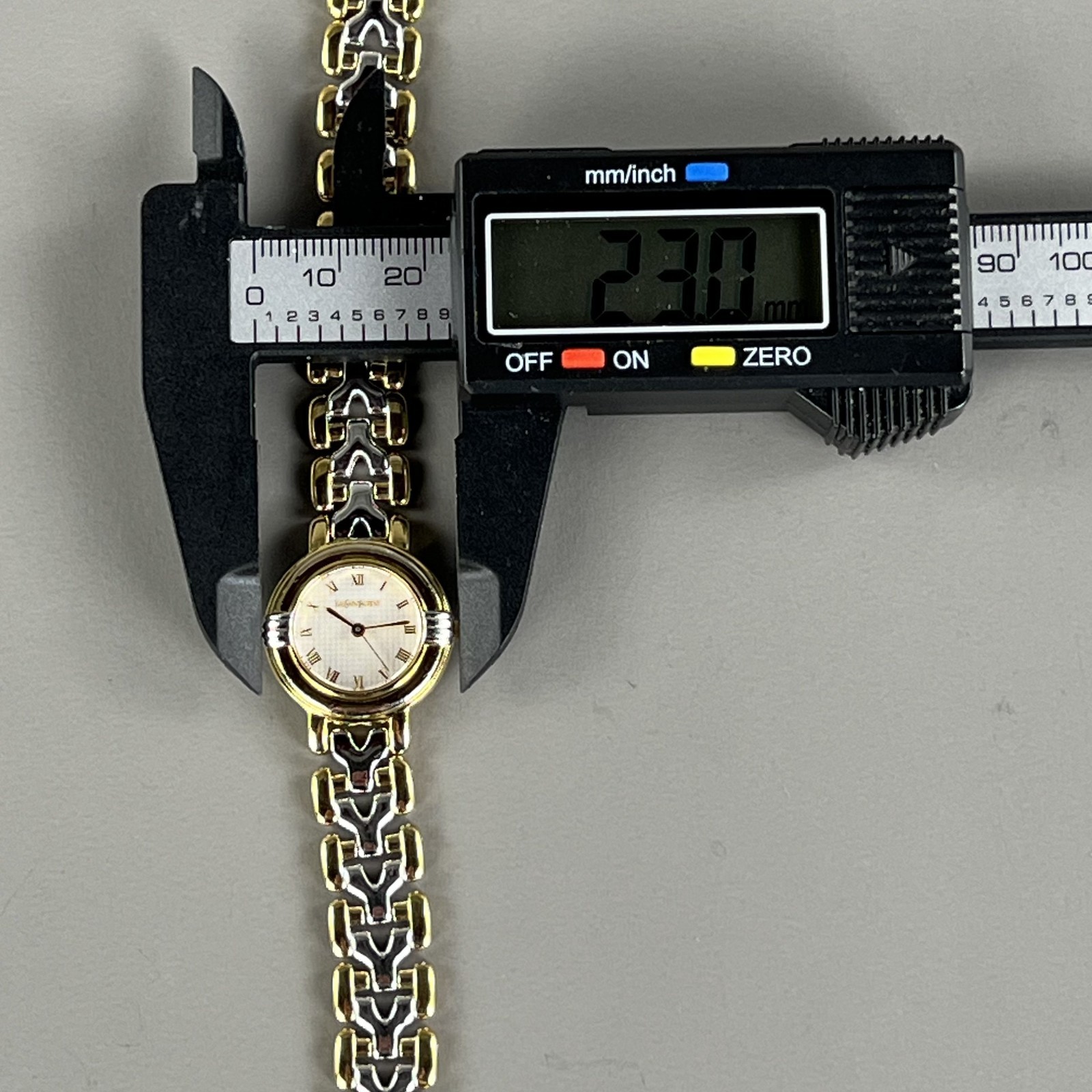 YVES SAINT LAURENT Vintage Ladies Watch 23mm Quartz 5430-F43071 Cal.5430M
