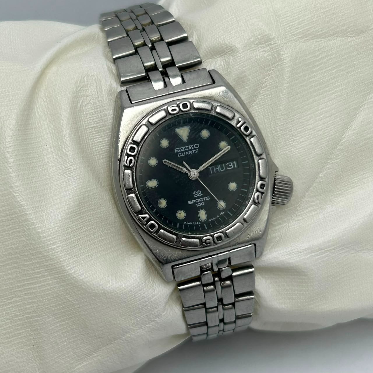 Seiko Sports Quartz 2626-008A Day/Date Vintage Women’s Watch