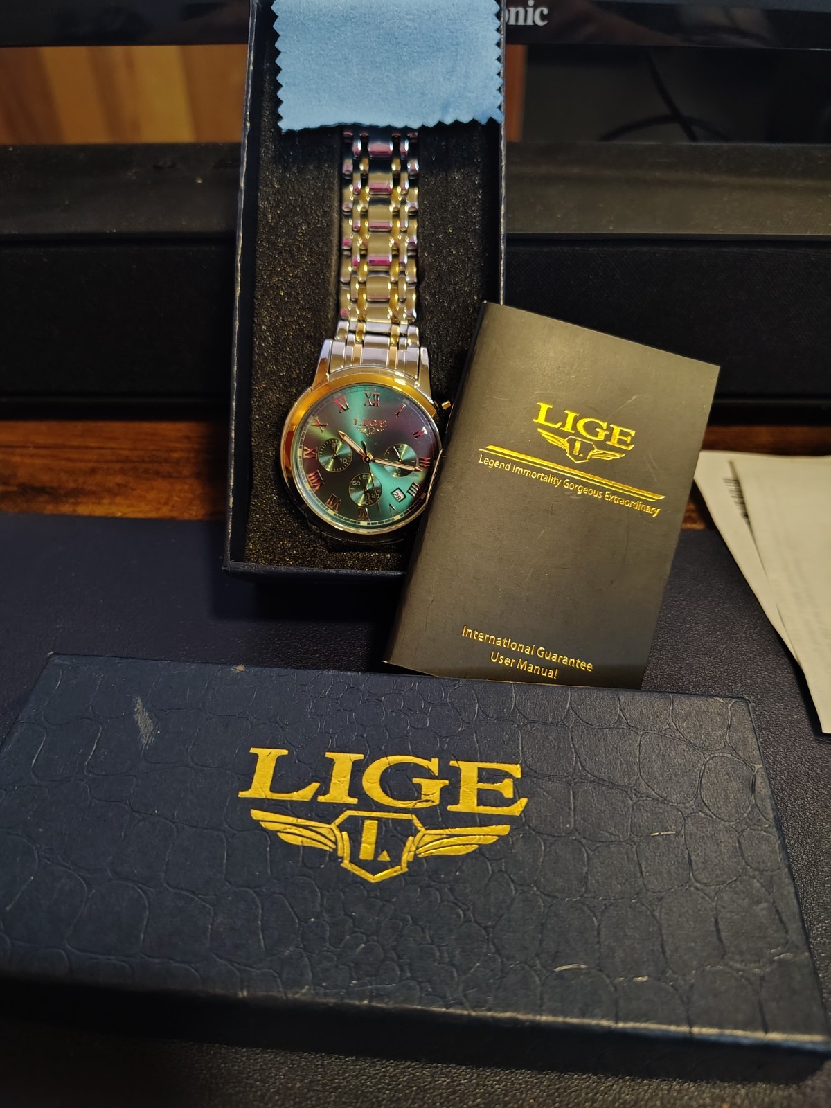 LIGE Dream 1853 All Stainless Steel Quartz Water Resistant Green Face