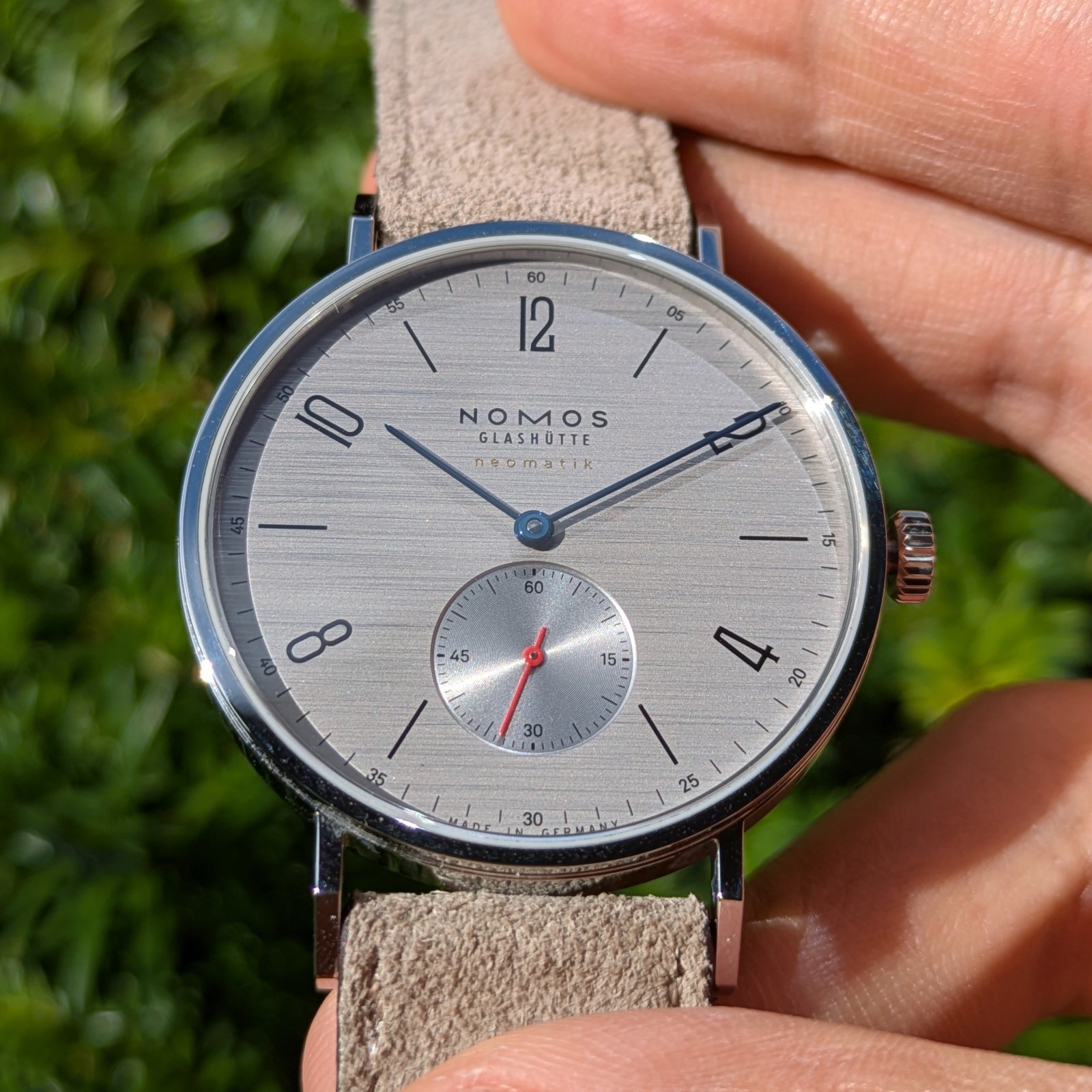 NOMOS Glashütte Tangente Neomatik 39 Silvercut Ref 141 | New | 2026 | Full Set