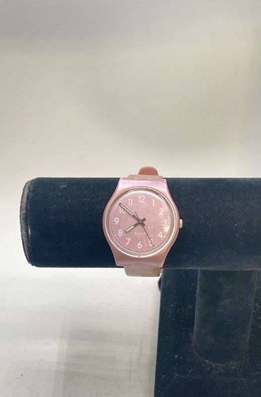 Swatch Women’s Pink Shimmer Quartz Watch 34mm Plastic Case Rubber Band With Box