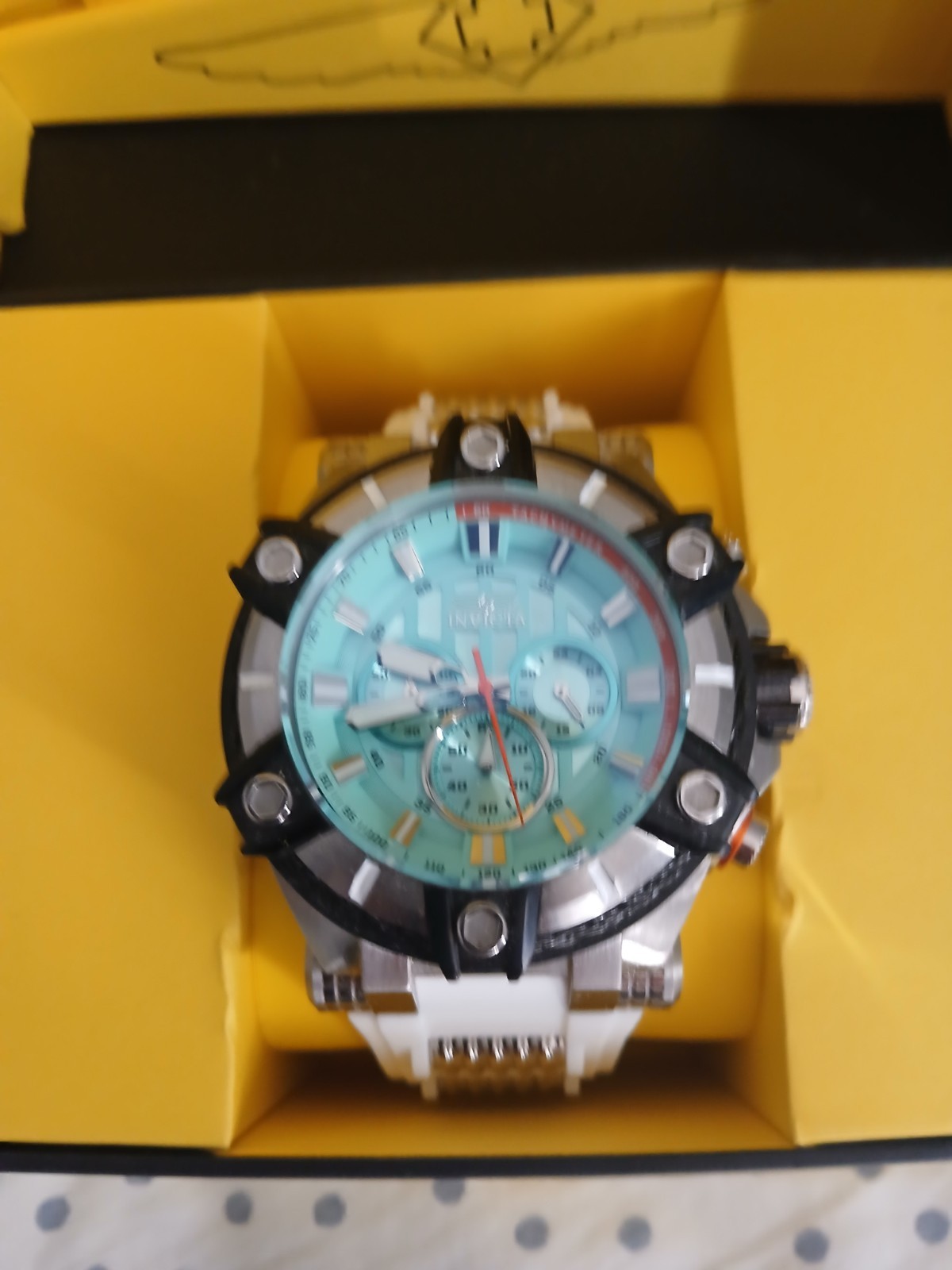 Invicta Bolt Chronograph Tachymeter Blue Dial White Silicone Strap Watch Box