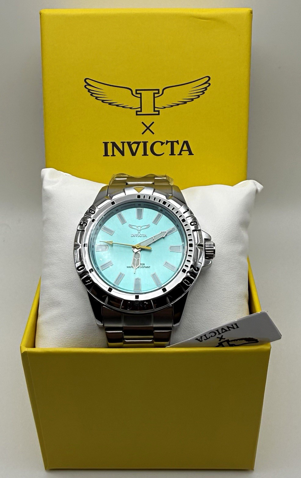 New Invicta Specialty 70051 Men 42mm Silver Stainless Light Blue Dial Watch Box