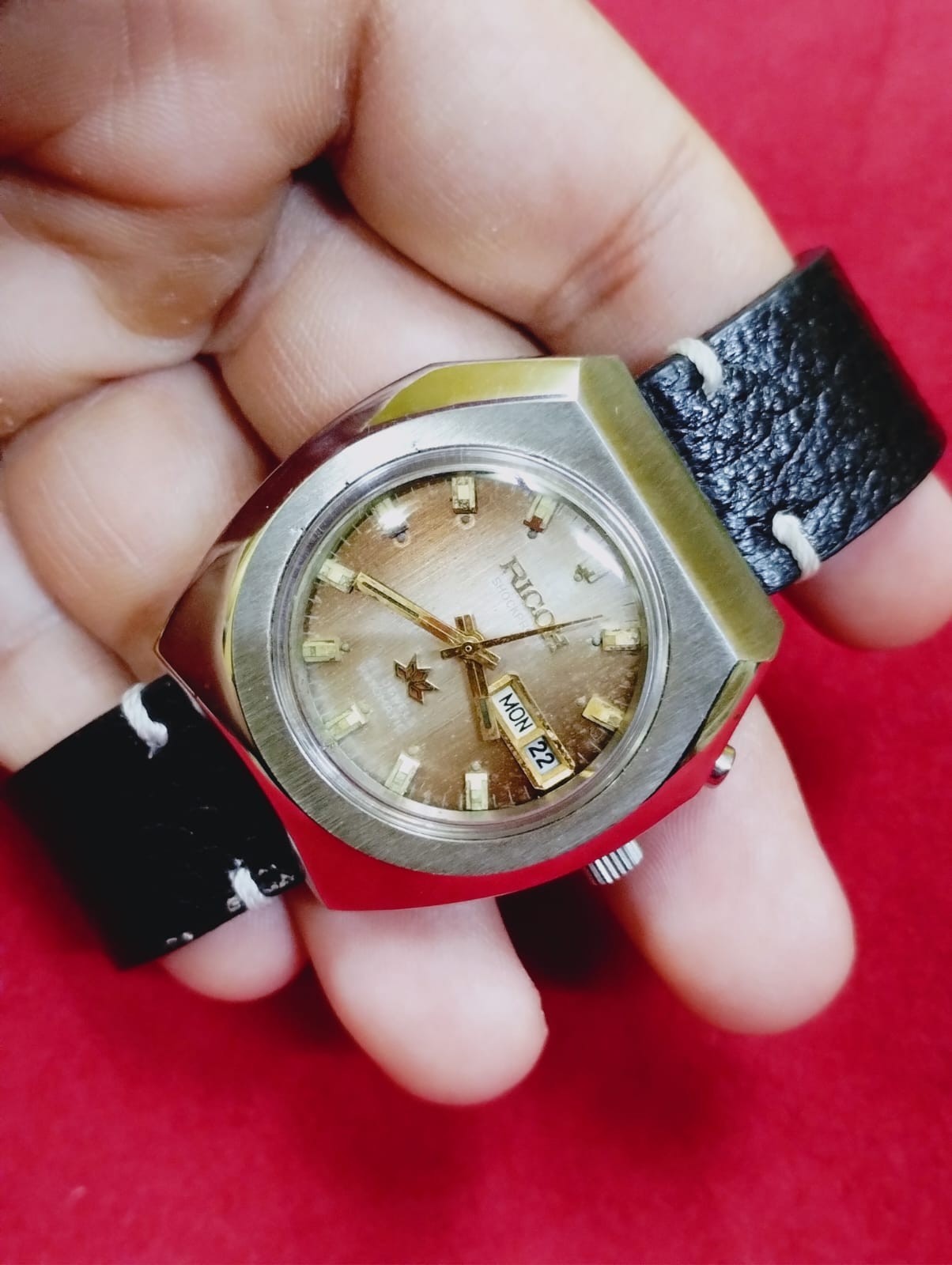 Vintage Ricoh daydate original 2 tone dial men 21j Japan working wrist watch.029
