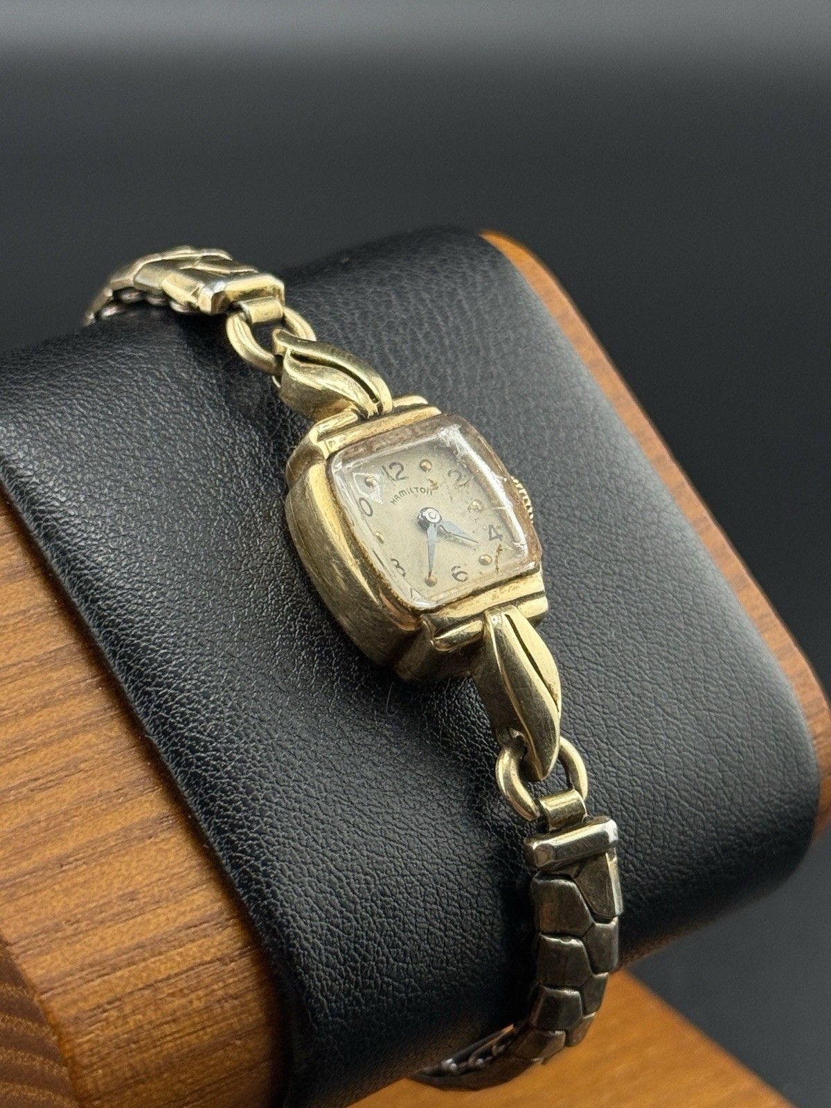 Vintage HAMILTON Solid 14K Ladies Watch 17J Manual Cal 750 For Parts Not Working