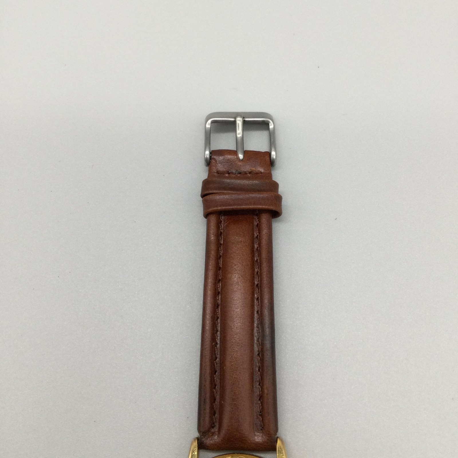 One In A Million Mens Watch 34mm Don’t Look Back Gold Tone Leather New Battery