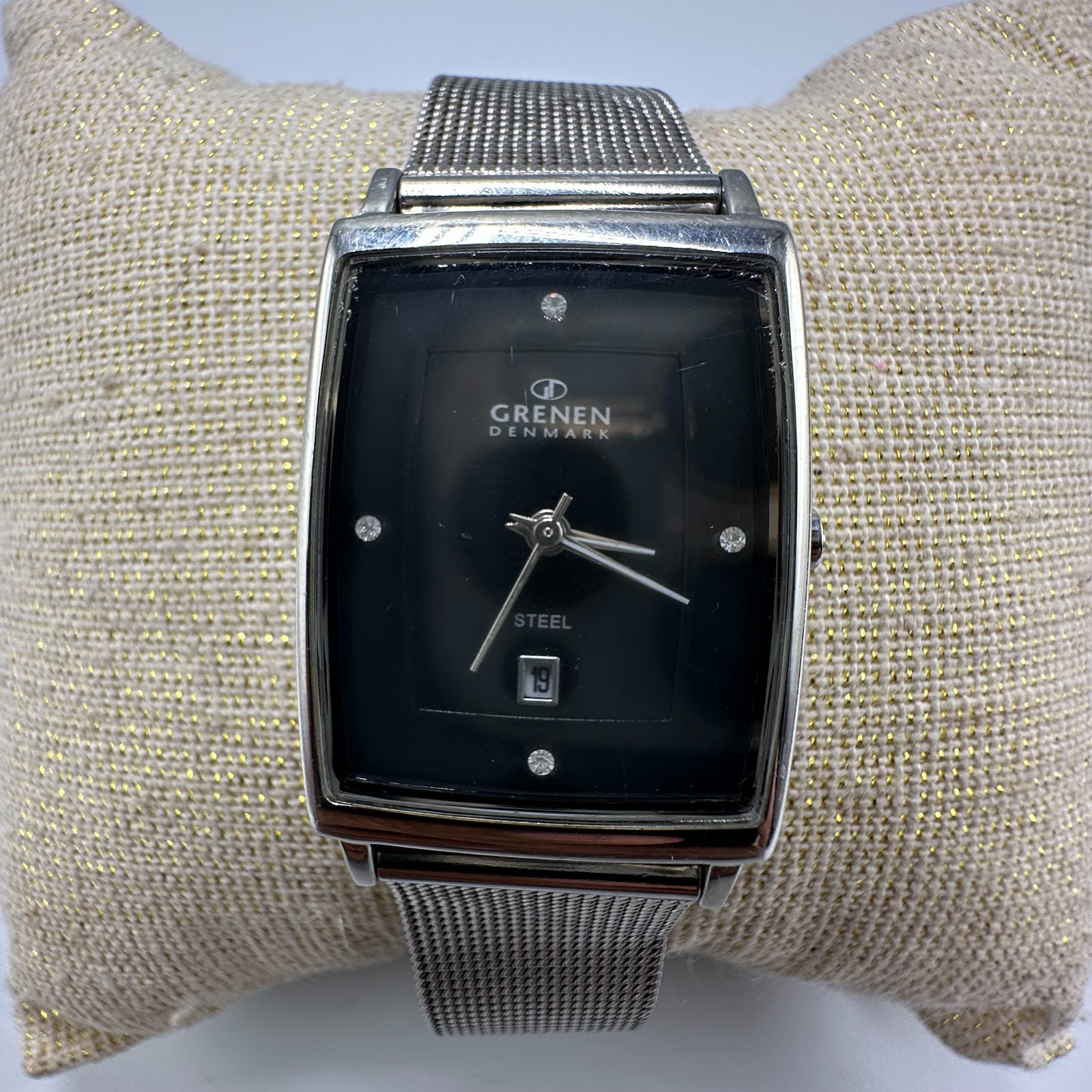 Grenen Watch Women Silver Tone Black Dial Date Window New Battery 8.5 Inch