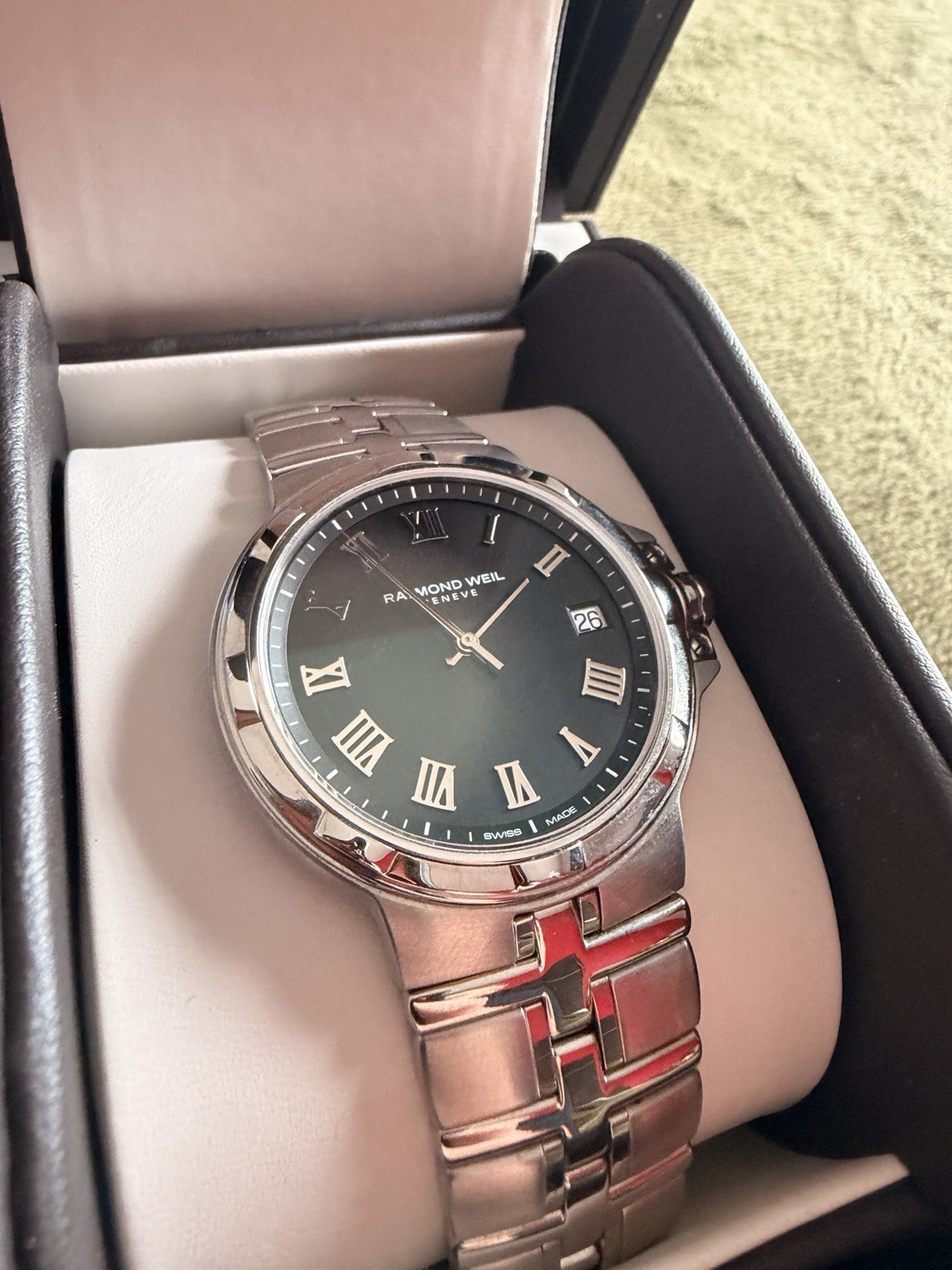 Raymond Weil Men’s Watch Sapphire Crystal Black Dial Steel 5580 Swiss Made Box