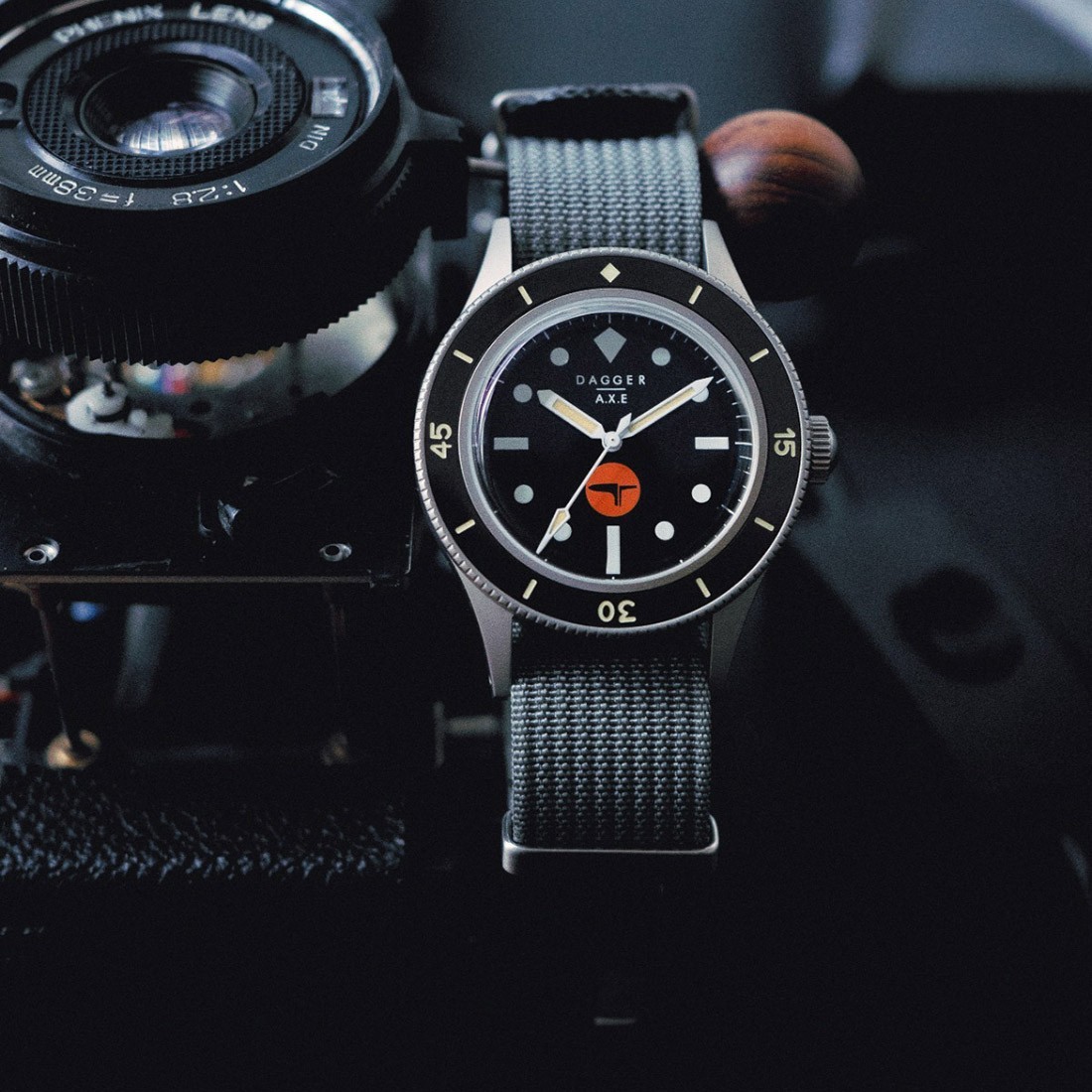 Dagger Axe Spectre Mechanical Automatic Steel Black Grey Diver Men’s Watch