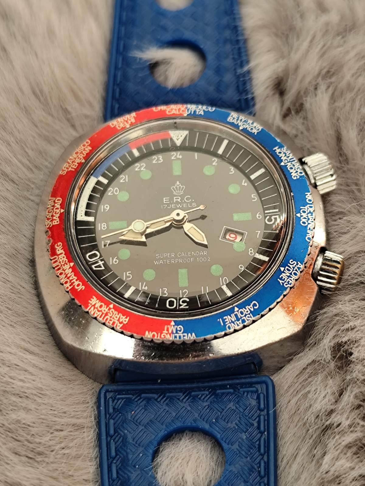 Vintage Watch E.R.C. Super Waterproof 100% Diver Inner Rotating Bezel