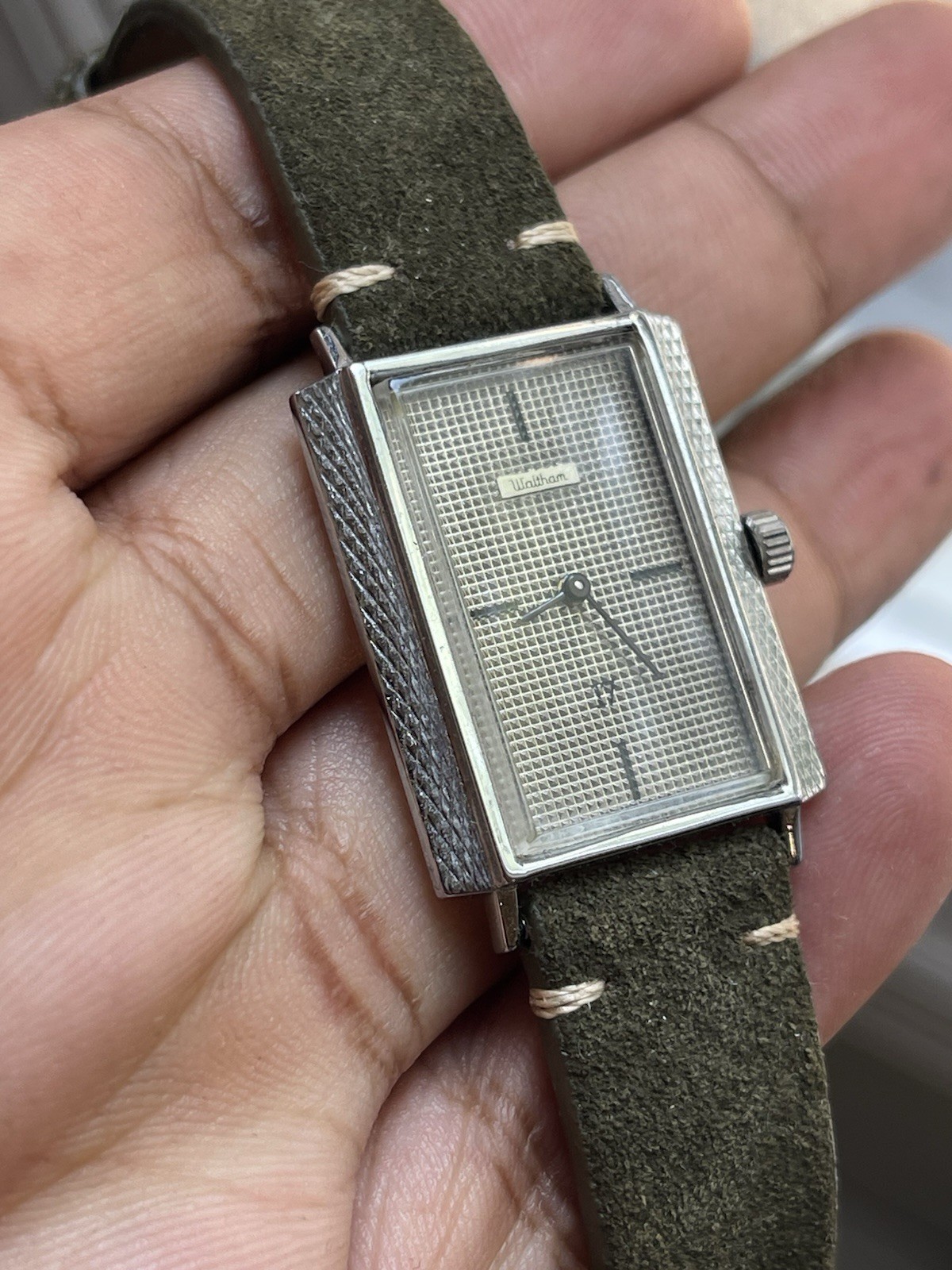 Waltham Manual Wind Mechanical Watch Hobnail Silver Dial Textured Case Running
