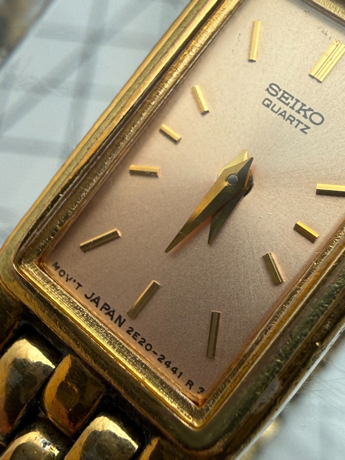Vintage Seiko 2E20-6951 14mm Gold-Tone Rectangular Tank Quartz Panther Watch