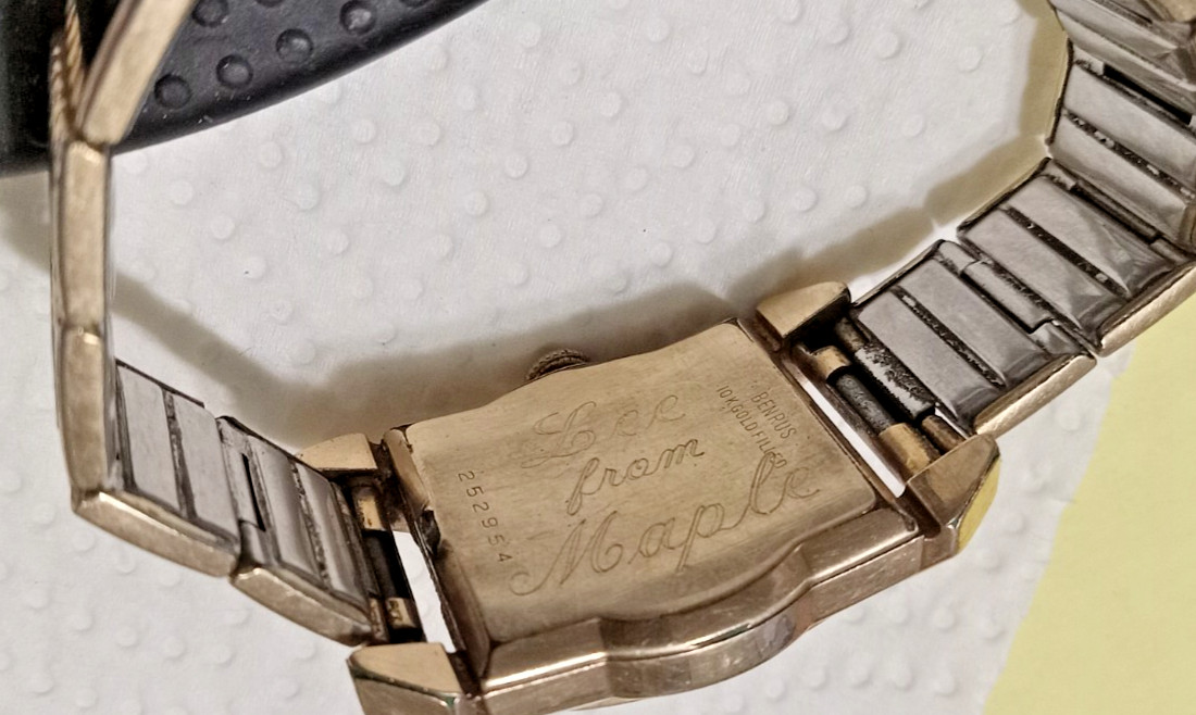 VINTAGE BENRUS curved WRISTWATCH GOLD PLATED CALIBER BA4 17 JEWEL MECHANICAL
