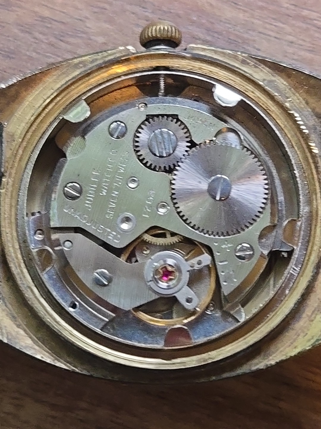 Jubilee British Crown Colony Men’s 1203 7j Day Date Watch For Parts Or Repair