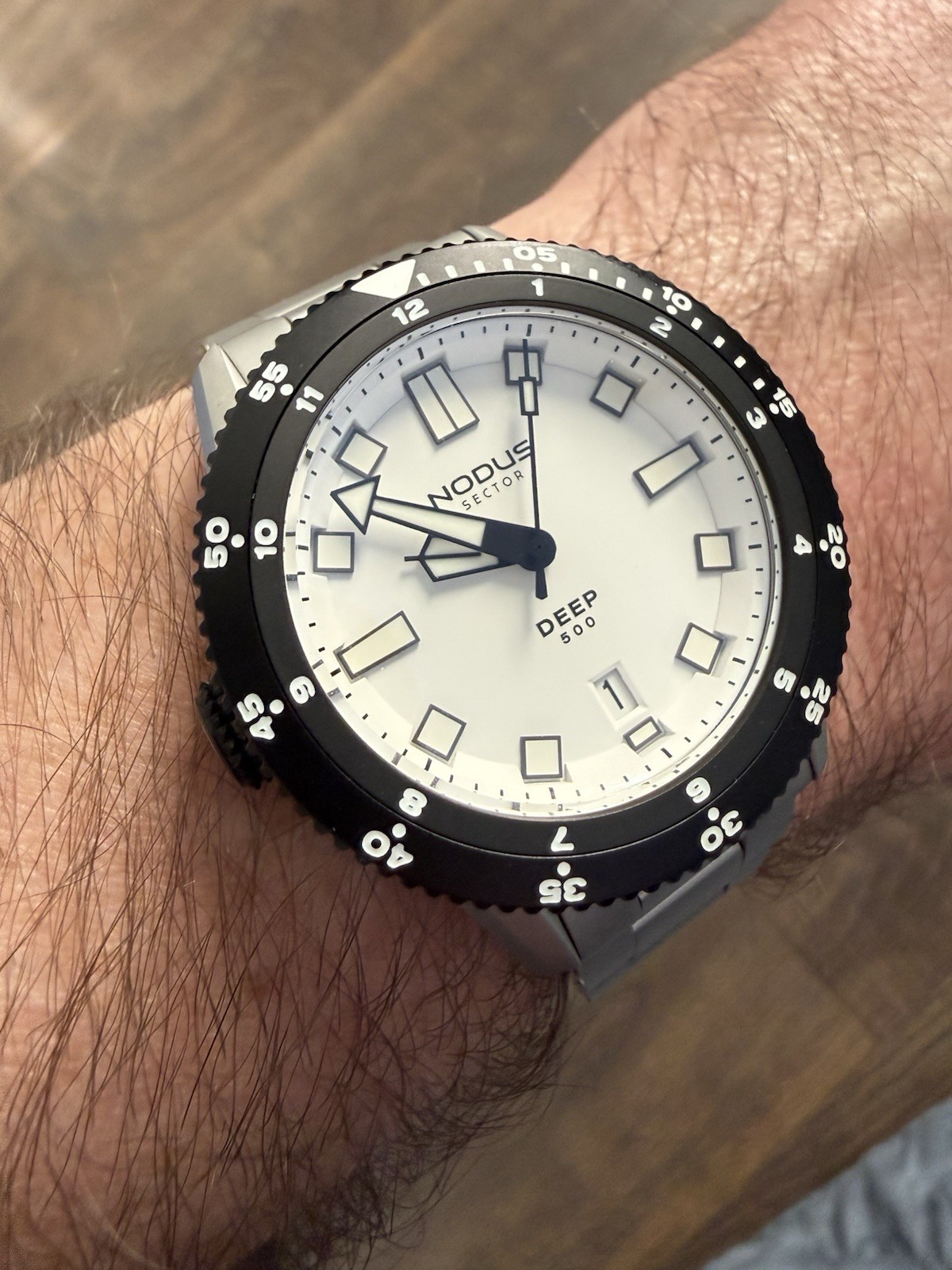 with imperfections NODUS Sector Deep Polar Destro Automatic Watch G2U