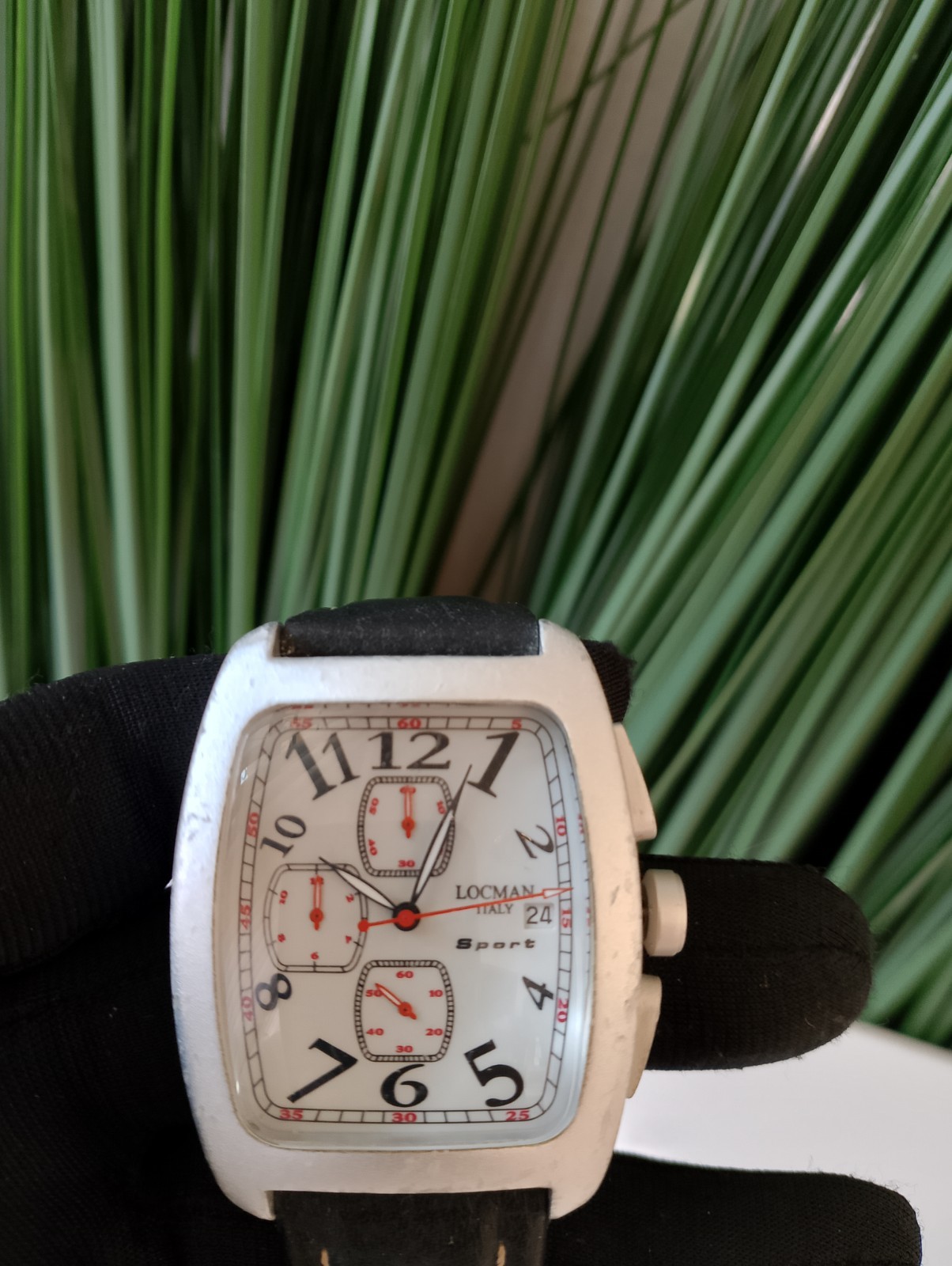 LOCMAN SPORT SILVER-GRAY CHRONOGRAPH WATCH Model 487 New Battery Installed!