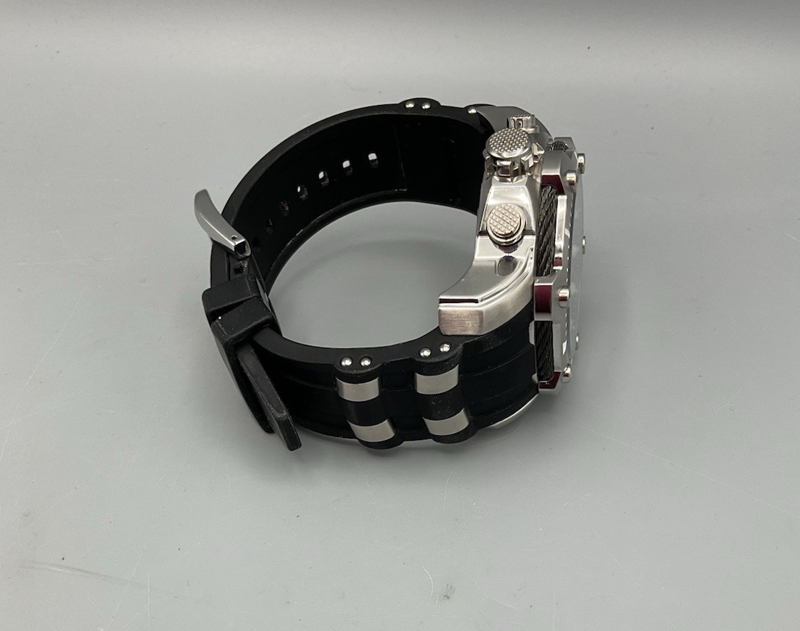 Invicta Bolt Chronograph Men’s Watch (26764) *Pre-Owned* Free Shipping