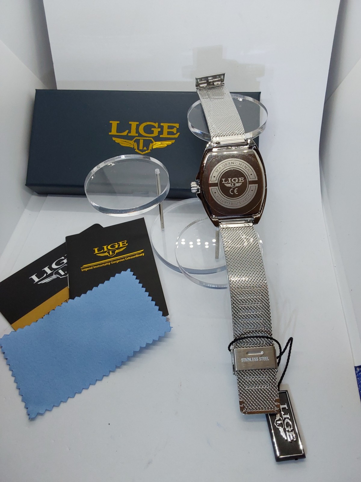Luxury Tonneau Blue Dial Date Quartz On Stainless Steel Mesh Bracelet New