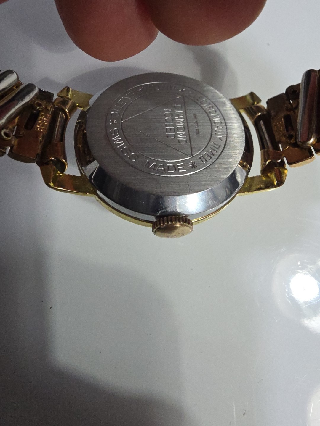 🔥 NOS GENOVA SWISS MADE, WOMAN’S MECHANICAL (MANUAL WINDING) 33MM WATCH