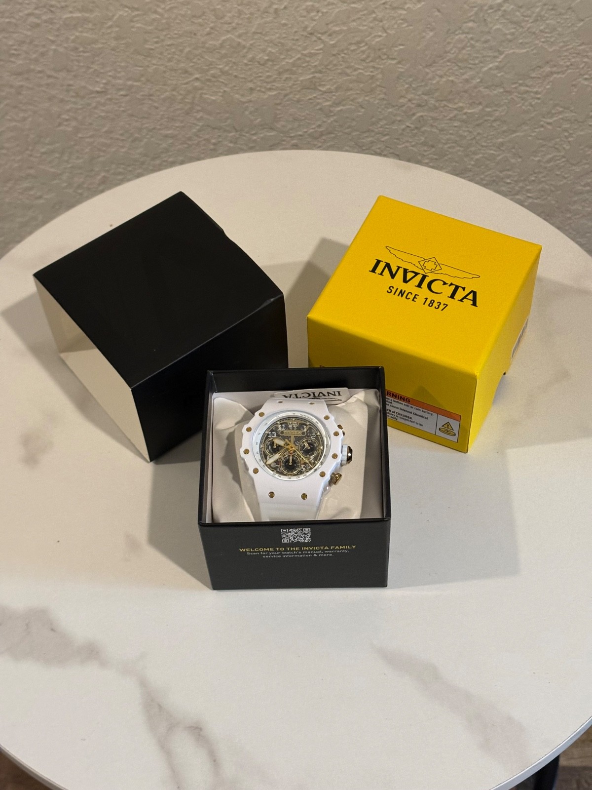 Invicta Racing Vaulthan Men’s Watch – 44mm, White NWT