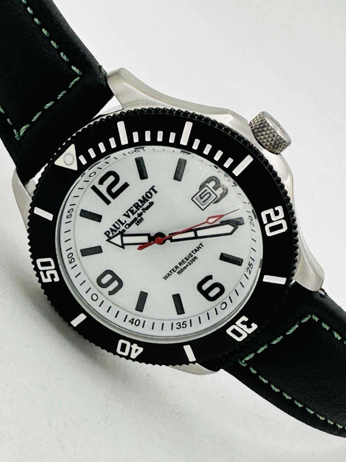 Paul Vermot Sub WR100m PV6650W/278 Quartz Stainless Steel Watch New