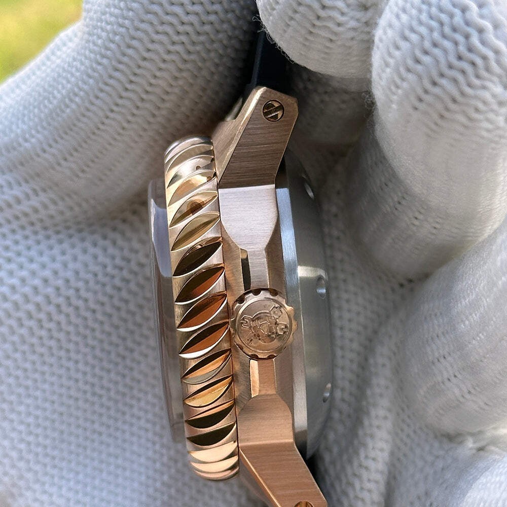 STEELDIVE SD1982S — 46.5mm Oversize Thick CuSn8 Solid Bronze NH35 Dive Watch