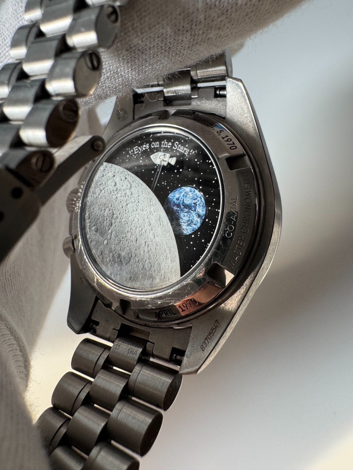 OMEGA Speedmaster “Silver Snoopy Award” 50th Steel Bracelet 310.32.42.50.02.001