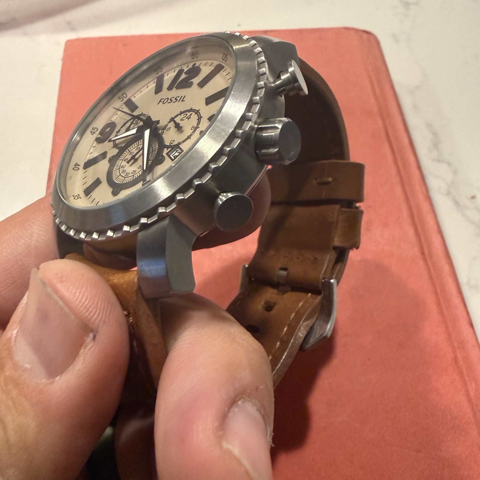FOSSIL SILVER TONE,TAN,BROWN LEATHER BAND,CHRONOGRAPH,LARGE DIAL WATCH BQ2081