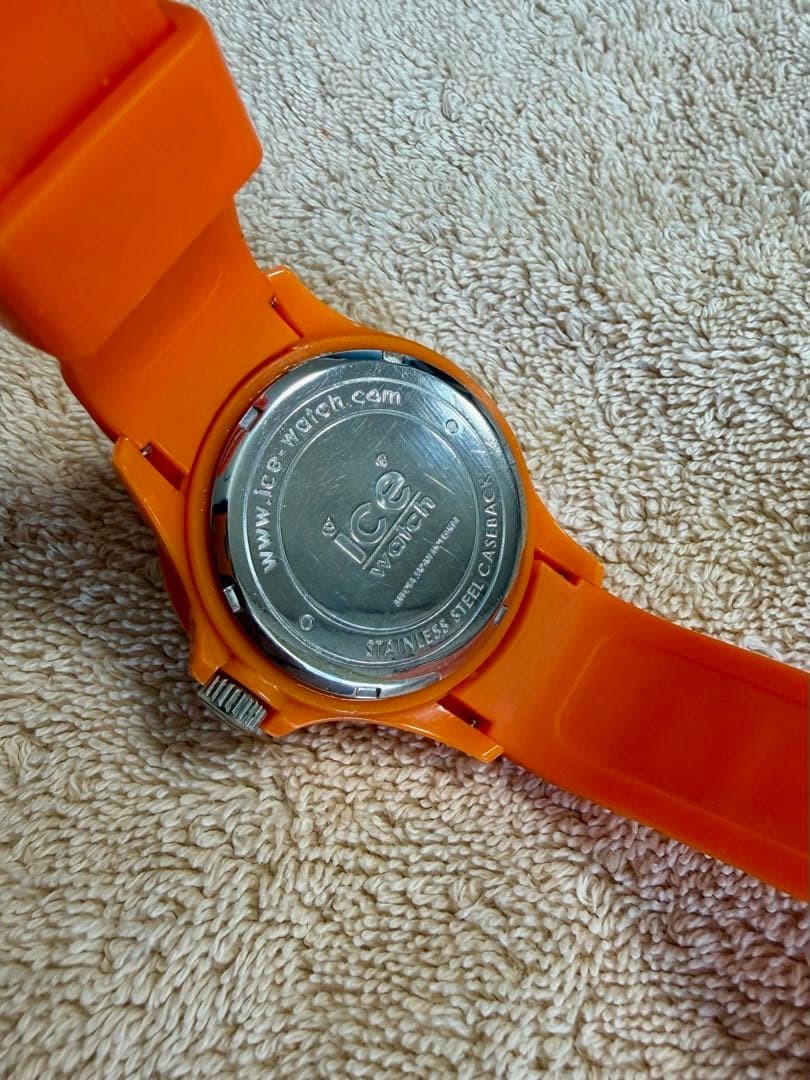 Rare ANA x Ice-Watch Collaboration Limited Edition Orange Airplane Dial Watch