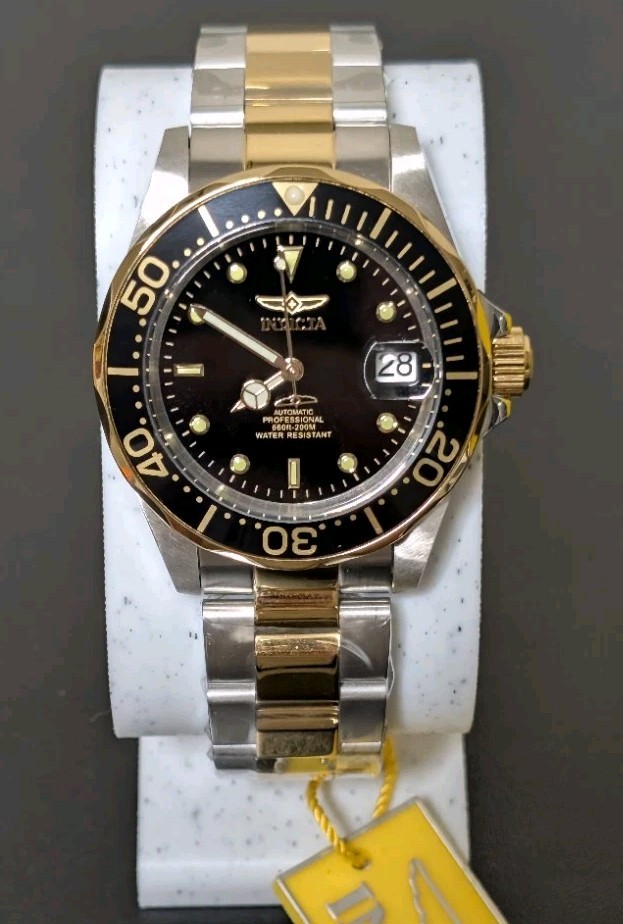 Invicta Pro Diver Automatic Men’s Watch (Model 8927) – Two-Tone & Black