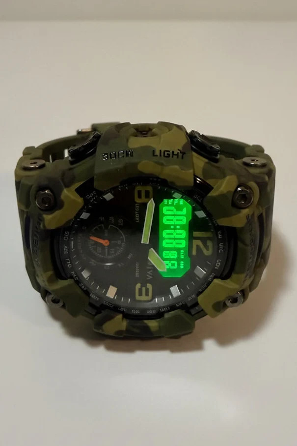Activa X Invicta BlackOps ACW1637-004 Men 52mm Dual Time Camo Sport Watch