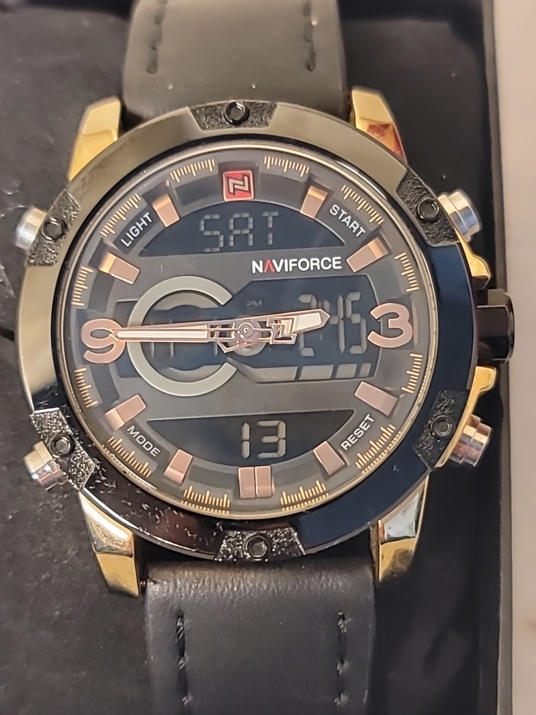 NAVIFORCE FOR DREAM CHRONOGRAPH WATCH NF9097M MEN’S HEAVY CASE