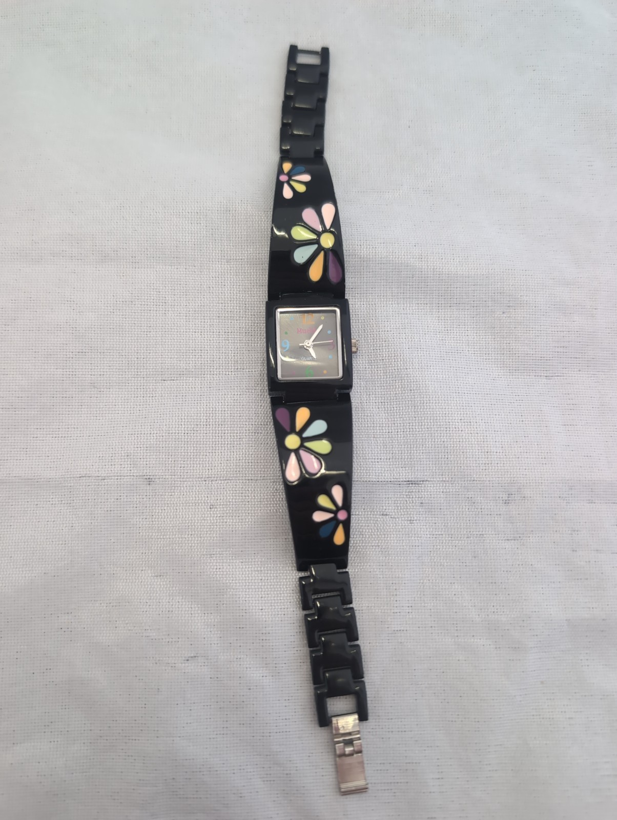 Vtg Mudd Stainless Steel Black With Multicolor Dial Flowers Hippy Women’s Watch