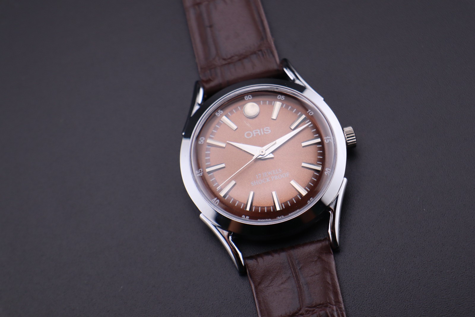 Oris Vintage Hand Winding Mechanical 17 Jewels Men’s Wrist Watch – Swiss Made