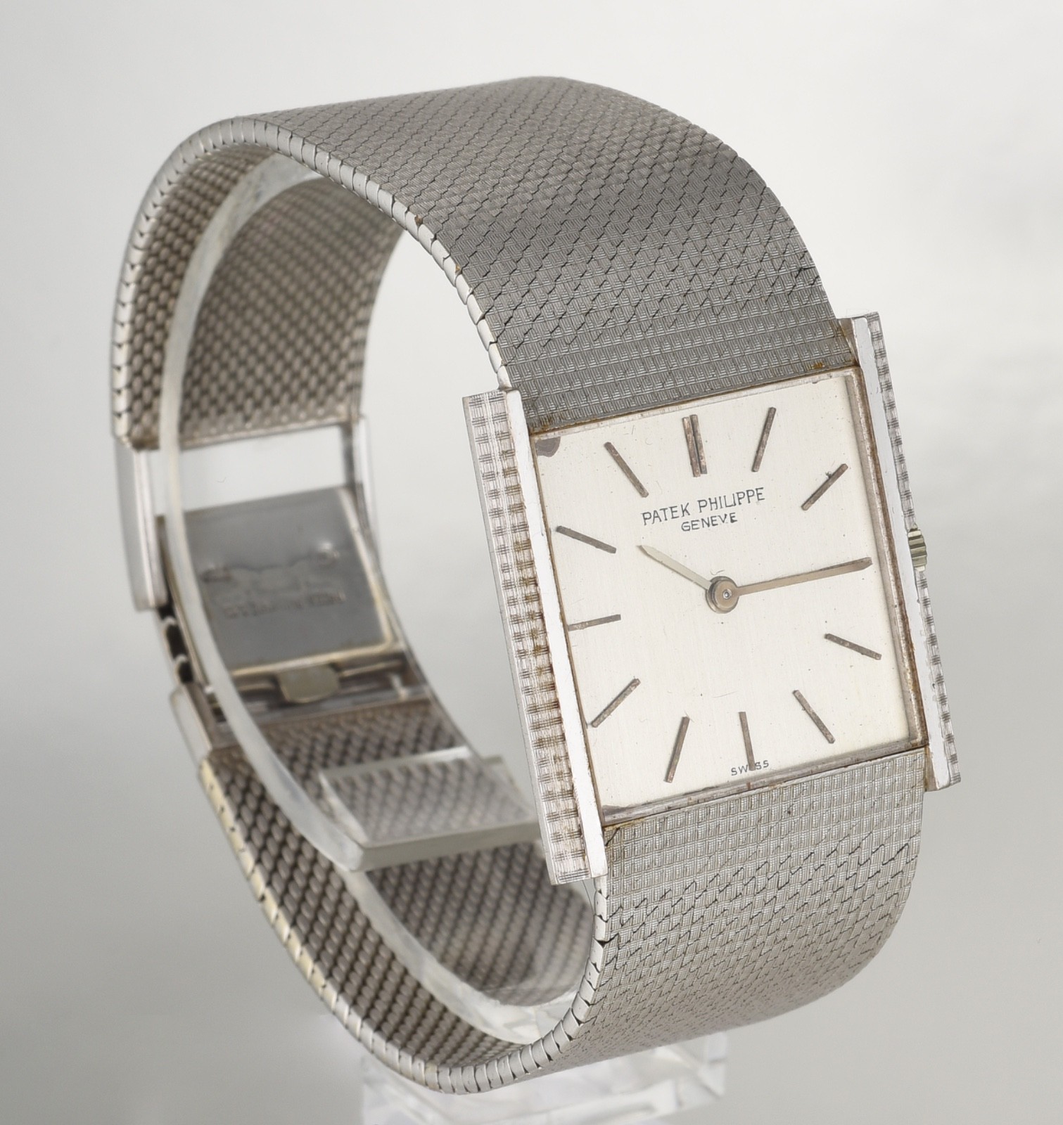 1970s Men’s Patek Philippe 18K White Gold watch with Hobnail finish REF. 3494