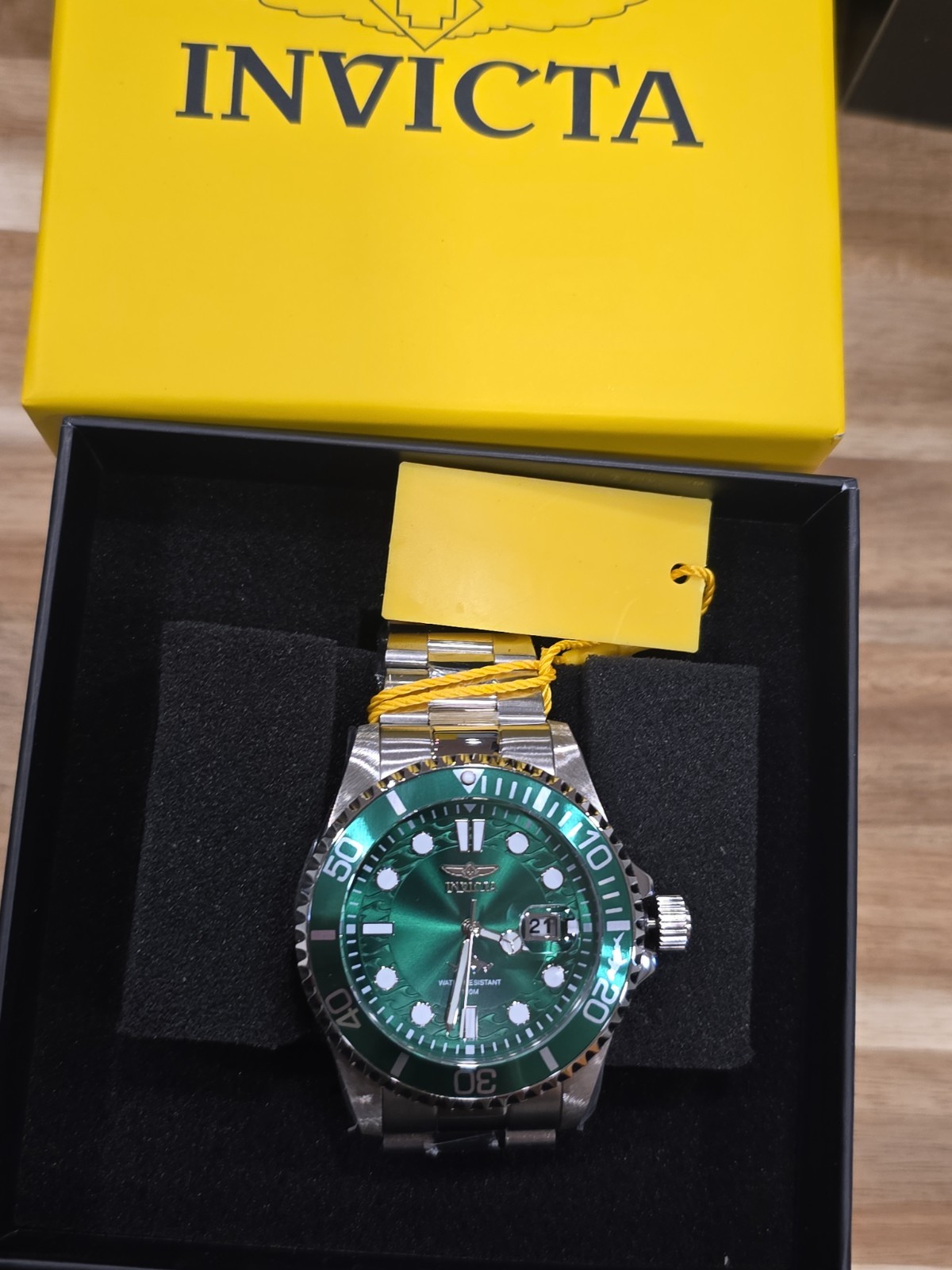 Invicta Pro Diver Currentwave Men’s Watch 43mm 30020 Stainless W/Green Dial New