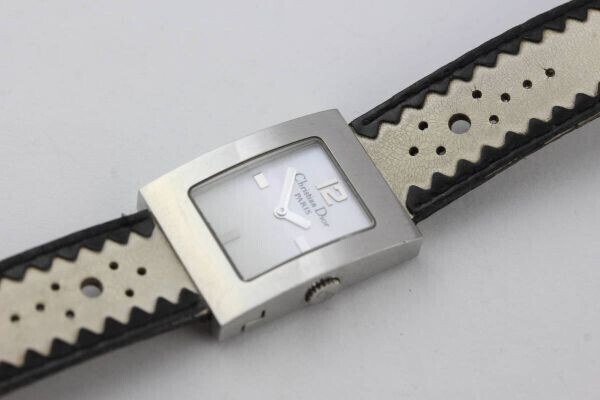 Christian Dior Maris D78-109 Quartz Ladies Vintage Watch Shell Dial Japan