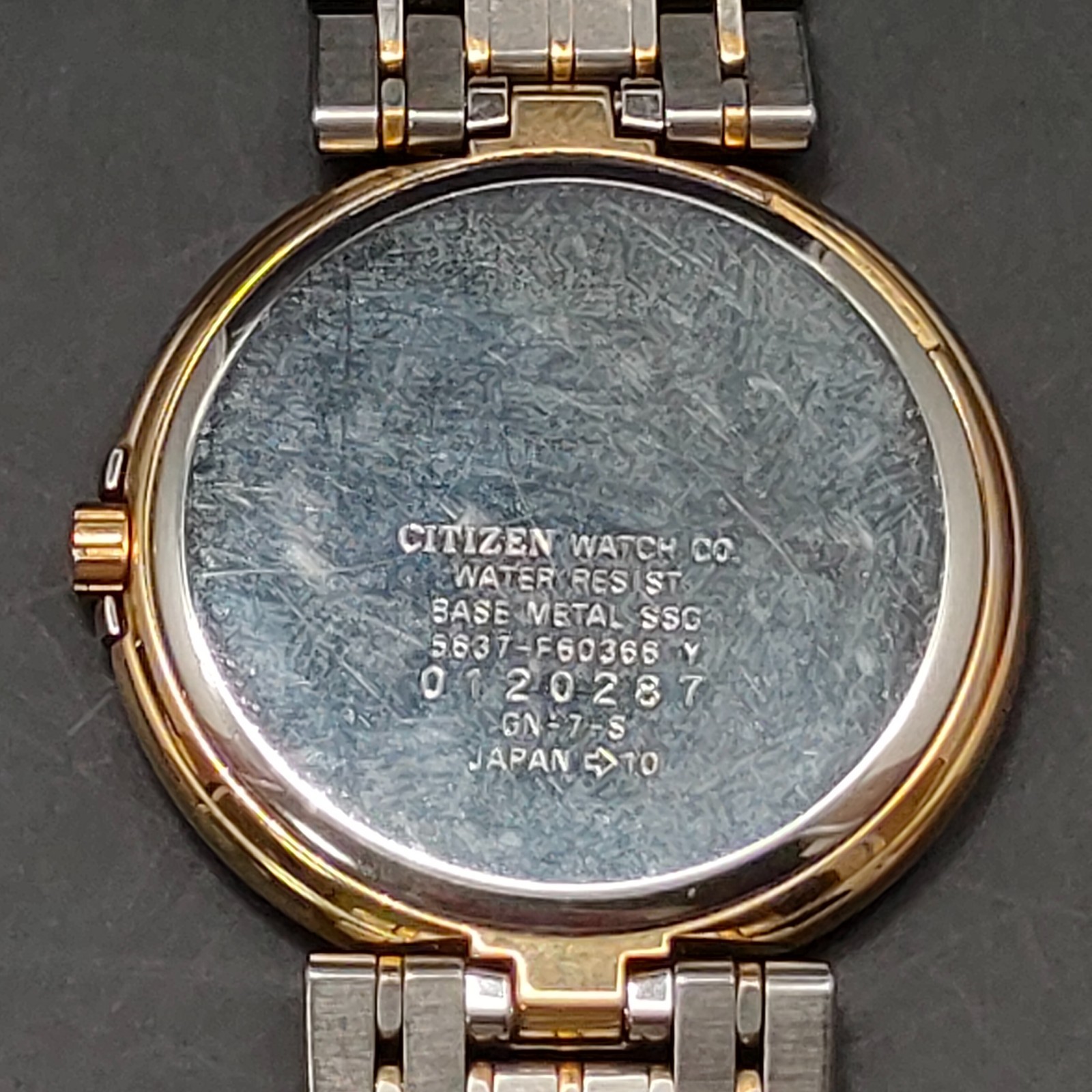 Vtg 1990 N MINT Citizen CQ Exceed Buros 5637-F60366 Ivory Qz 33mm Mens Watch JP