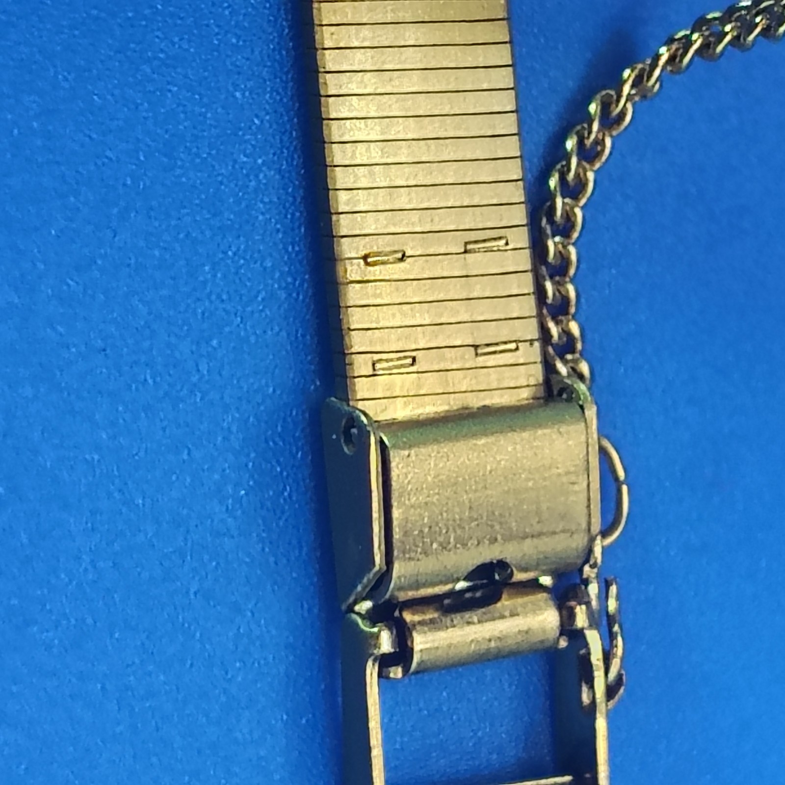 Vintage 1986 Citizen Japanese Made 16mm Women’s Quartz Cocktail Watch Size 4