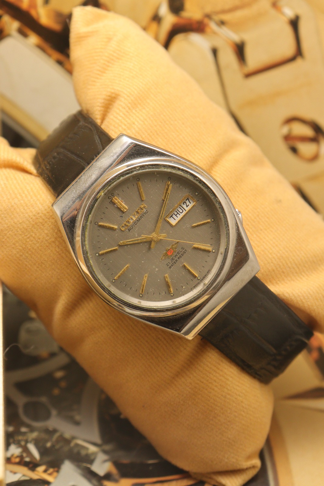 Vintage Citizen Automatic Gray Dial Wrist Watch For Men’s Japan Movement 8200.