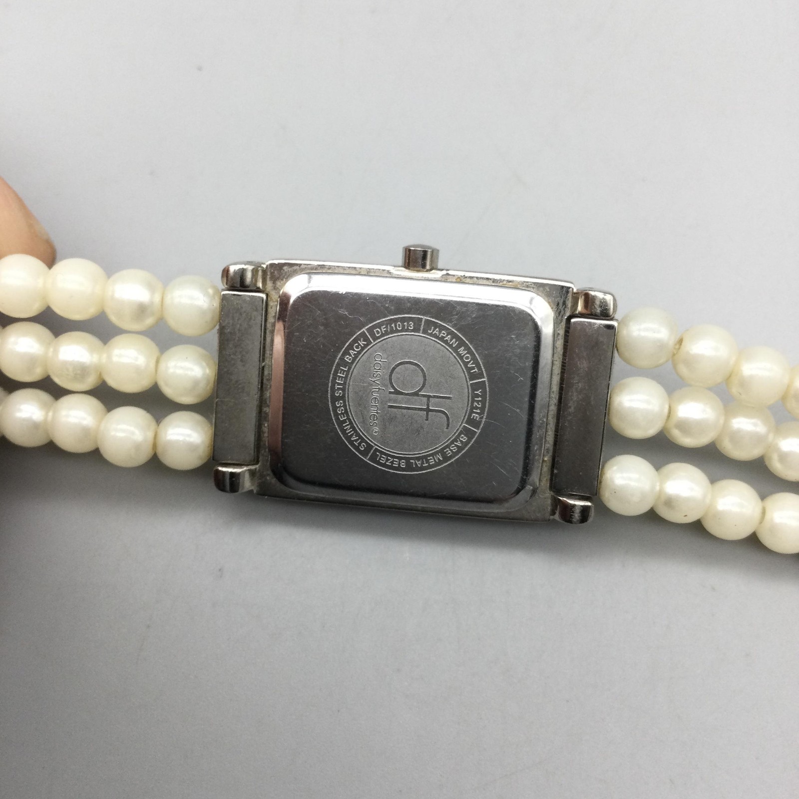 DF Womens Watch 20mm Silver Tone MOP Bracelet Faux Pearl New Battery 7.25″