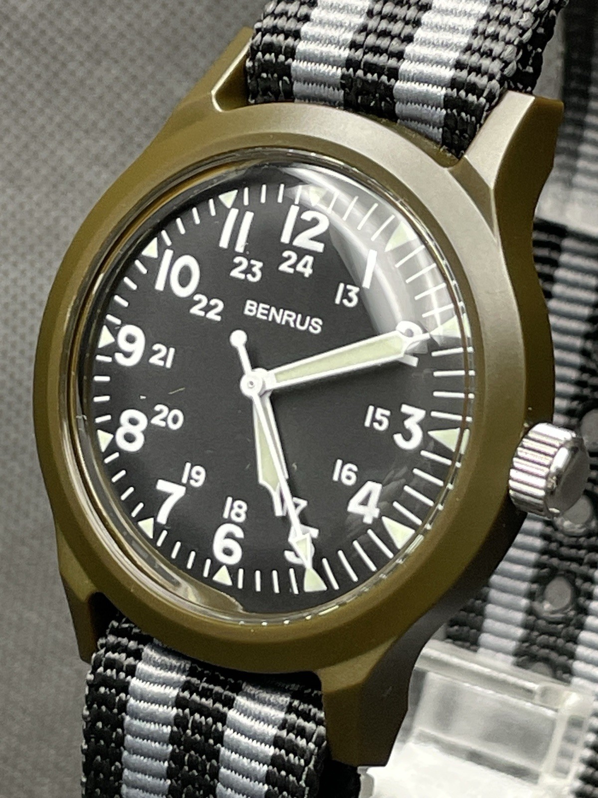 [Excellent] Rare BENRUS #763 SERIES Military Black Dial Quartz Men’s Watch Japan