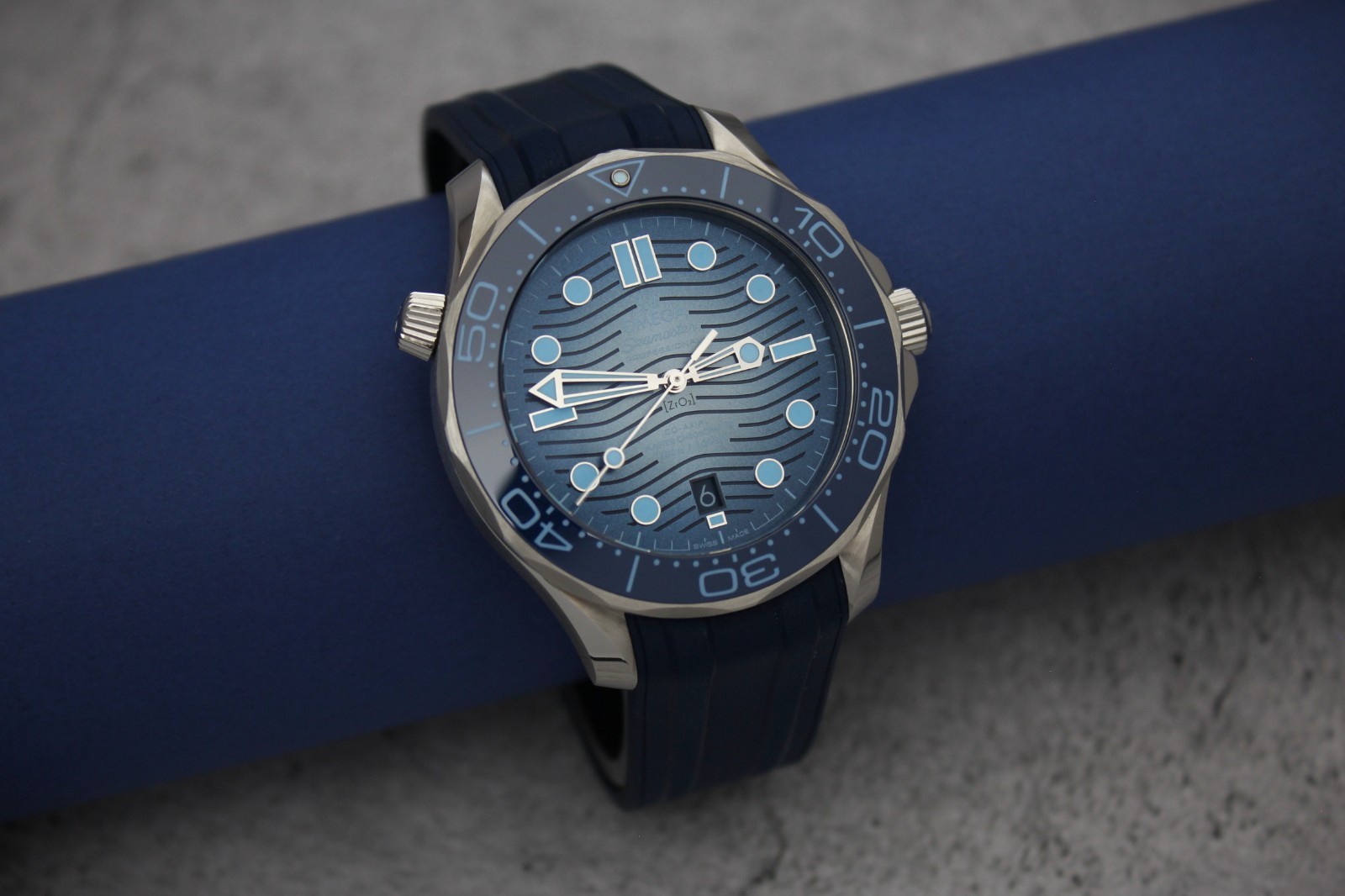 Omega Seamaster Diver 300m Summer Blue 2024 Full Set inc Omega Warranty to 2029