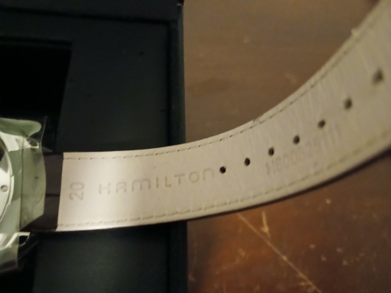 NEW HAMILTON JAZZMASTER DAY DATE AUTO H32505511 40MM w/Box & Papers