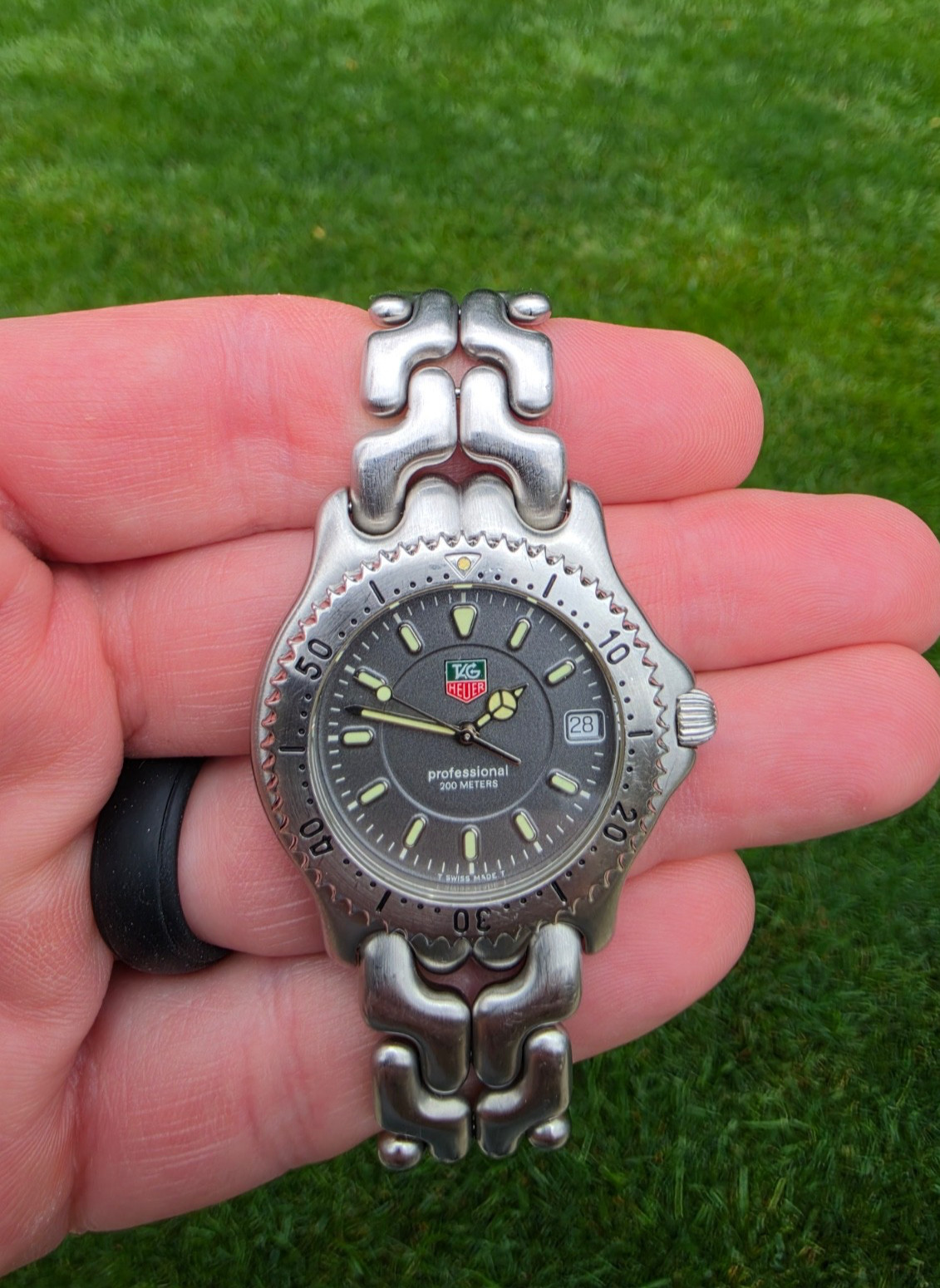 TAG Heuer WG1113.BA0473 Mens SEL Series Professional Watch Gray Silver S99.206